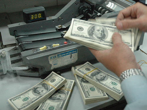 В 2014 году денежные переводы из зарубежных стран во Вьетнам продолжают увеличиваться